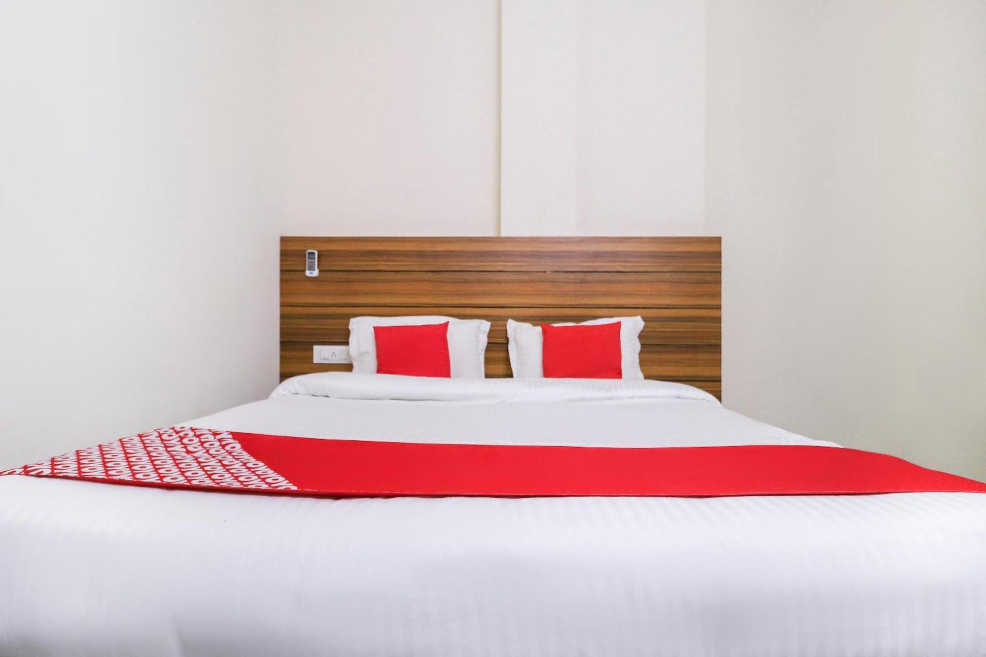 Hotel O Red Ark Landran Экстерьер фото